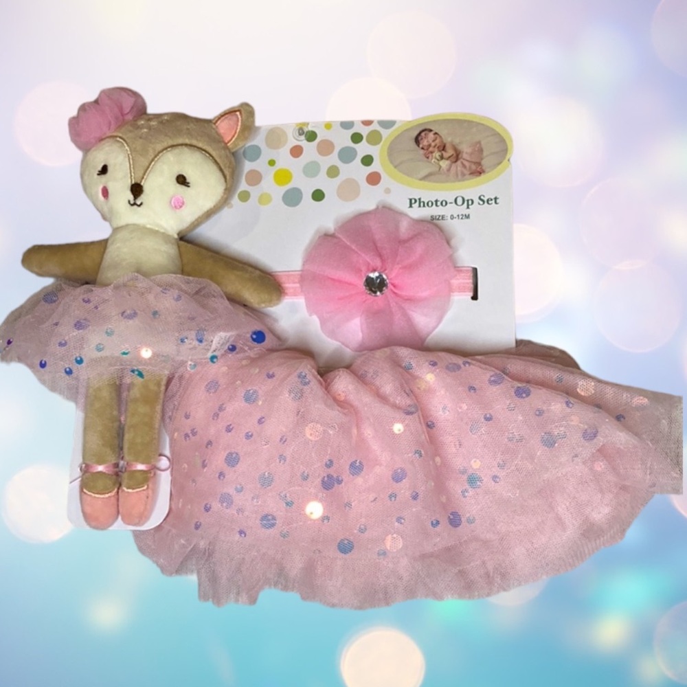 31. HOST PICK! NWT Little Me 3pc Photo-Op Set Includes Tutu, Head wrap and Doll